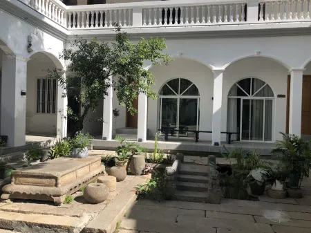 Lango Guesthouse