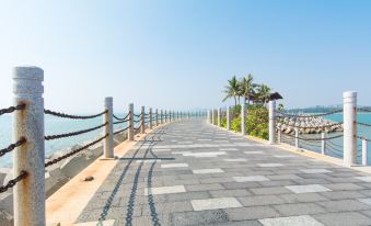 Fuwan Haitao Meishu (Lingshui Haitang Bay Branch)