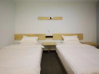 绥阳洞庭旅居酒店 - 标准双床房