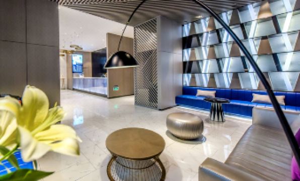 Orange Hotel (Chengdu Tianfu Plaza Kuanzhaixiangzi Alleys)