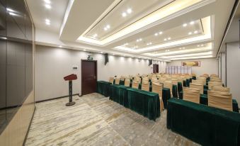 Starway Hotel (Wuhan Yellow Crane Tower Shouyi Road)