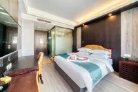 Chuangejia Golden Lotus Hotel (Yongkang Stadium Chengnan Road Store) - 2-Star