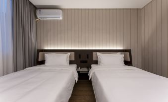 HanTing Hotel (Ji'an People's Square)