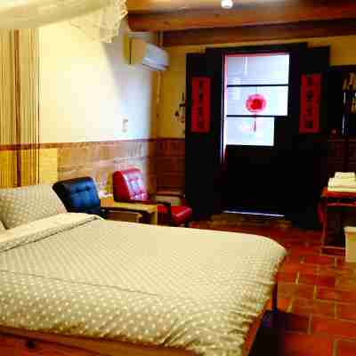 Pearl Hostel Rooms