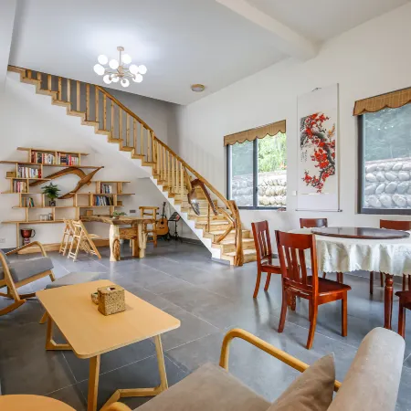 Mianyang orange courtyard home stay