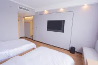 Xinhe Business Hotel
