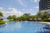 Sheraton Qiandao Lake Resort - Rooftop Pools