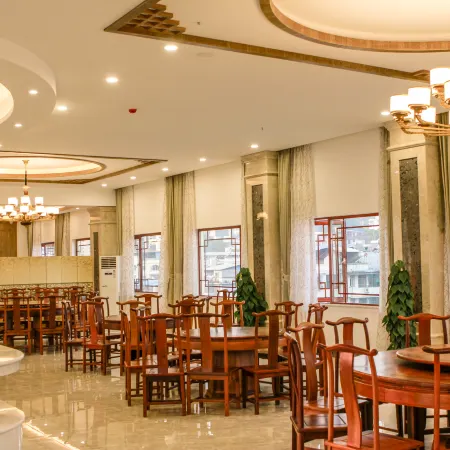 Starlight Hotel