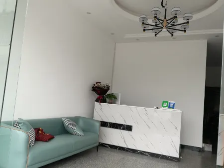 Hanyuan Yijia B&B Отели в г. Ханьюань