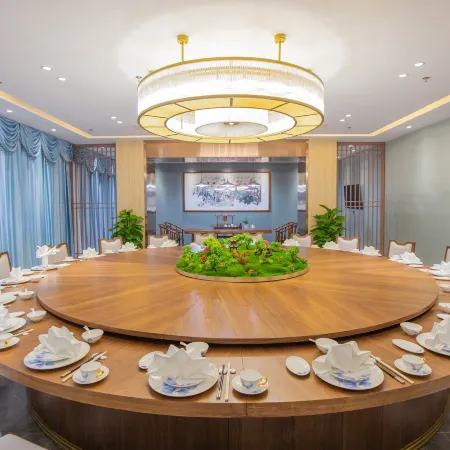 LN DONGFANG BOUTIQUE