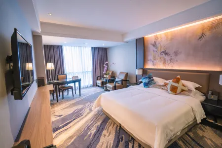 Golden LEAF Hotel