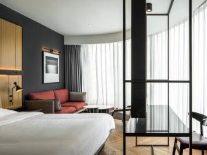 Renshou Nanyue Design Hotel (Renshou Wanda Plaza store)