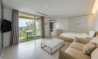 La Terrace Resort