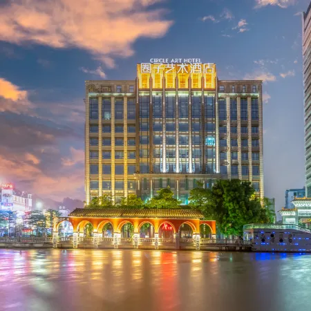Circle Art Hotel