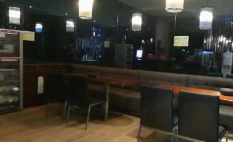 Yue TA x e-sports Hotel (Bai Yun Gang Bei Lu shop)