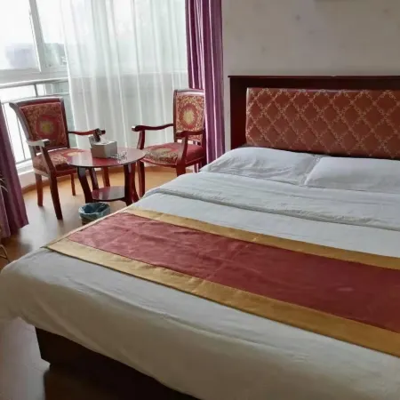 Bazhong Youyuan Business Hotel