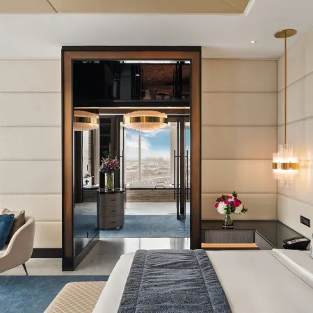 Taj Jumeirah Lakes Towers Отели рядом с достопримечательностью «Парашютный центр «Скайдайв Дубай»»