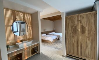 MAN HU TIME Guesthouse(Suzhou Taihu Xishan Island Store)