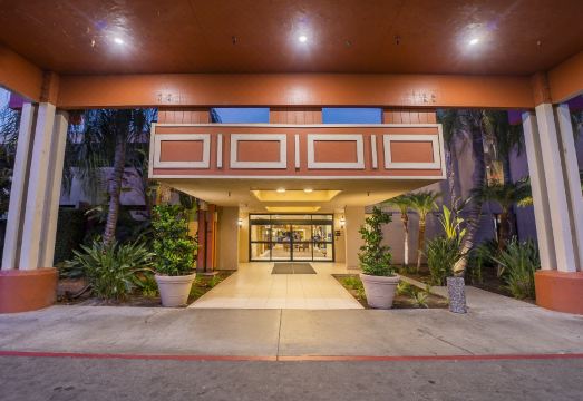 피카딜리 인 에어포트 객실