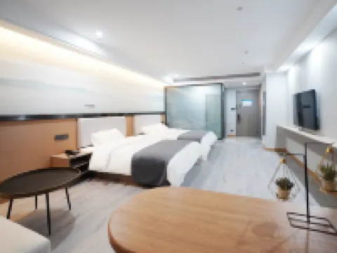Superior Hotel Hotels in Lianshui