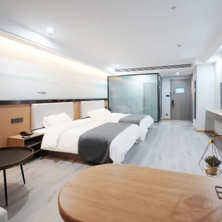 Superior Hotel