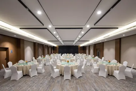 Hampton by Hilton Xuzhou Huaihai Road Отели рядом с достопримечательностью «Hubushan Ancient Architectural Complex»