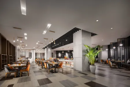 Rest Wait Отели рядом с достопримечательностью «Ezhou Polytechnic (Southeast to Fenghuang Subdistrict Office Lianhuashan Community Health Service Station)»