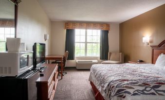 BlissPoint Inn & Suites Marion