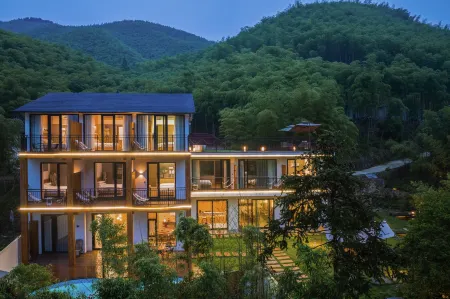 Moganshan Hexi Guesthouse Отели рядом с достопримечательностью «History and Culture Gallery of Moganshan»