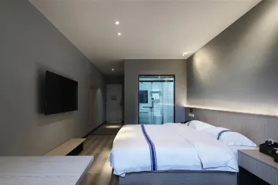 海納精品酒店（龍巖動車站萬寶廣場店） 鄰近龍巖體育中心東區-體育場的酒店