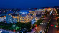 Yijia Hotel (Alashan High-tech Industrial Development Zone Government Branch) Hotels near Huanghetan Island