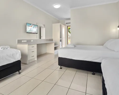 Hotel Tropiq Rooms Photos
