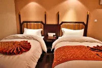 Yellow River Bay Hotel - parkir