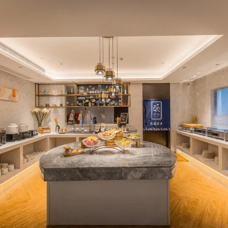 Yitel Premium (Hangzhou West Lake Lakeside Pedestrian Street）