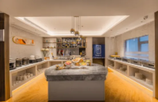 Yitel Premium (Hangzhou West Lake Lakeside Pedestrian Street）