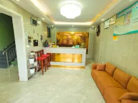 Domain Fashion Hotel (Xinyang Normal University Point) - 2-نجوم