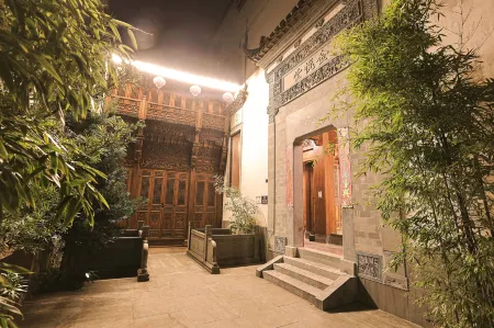 Jinyuetang Boutique Guesthouse Отели рядом с достопримечательностью «Jiangling Scenic Area»