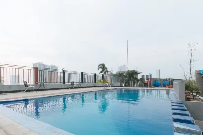 RedDoorz @ Melbourne Suites Makati