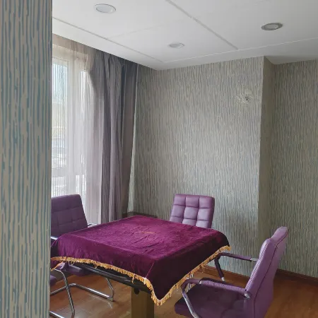 Yueyue Business Hotel