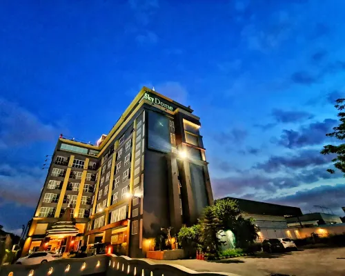 Sky Dome Resotel Hotels near Royal Thai Army