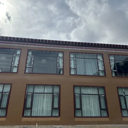 Diebu Zhagana Yunyishe Homestay