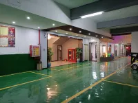 興仁楓悦酒店 - 停車場