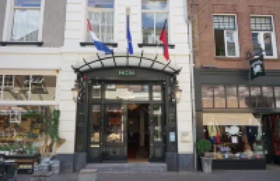 德古爾瓦根酒店