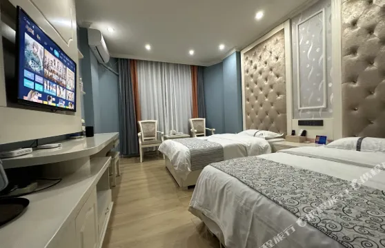 雲縣華信大酒店