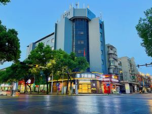 7 Days Hotel (Qianjiang Central City Branch)