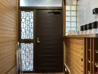 KIX House Waraku III: 5BR Roomshare/Vacation Home Near Kansai Airport - 2-Star