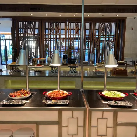 HOLLICK HOTEL
