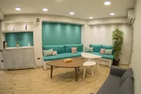 Connect Studios & Apartments