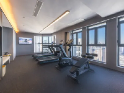 Atour Hotel Xinxiang East Station Pingyuan Road Hoteles en Xinxiang