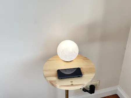 Beach House 3 mins walk Bellerive Beach, Hobart Отели в г. Беллерайв